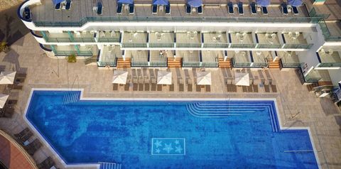 obiekt, budynek główny, basen