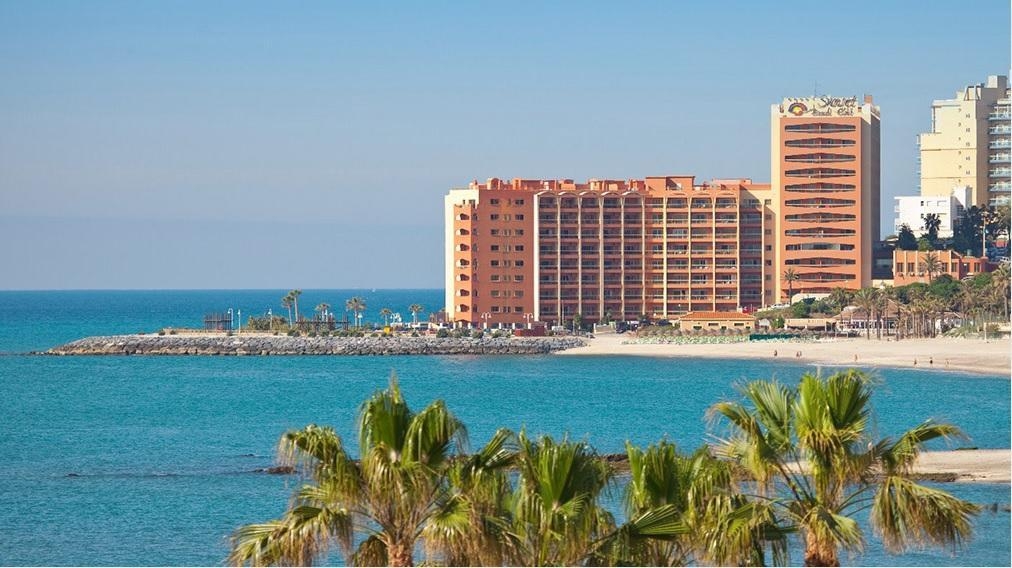 budynek główny, teren hotelu