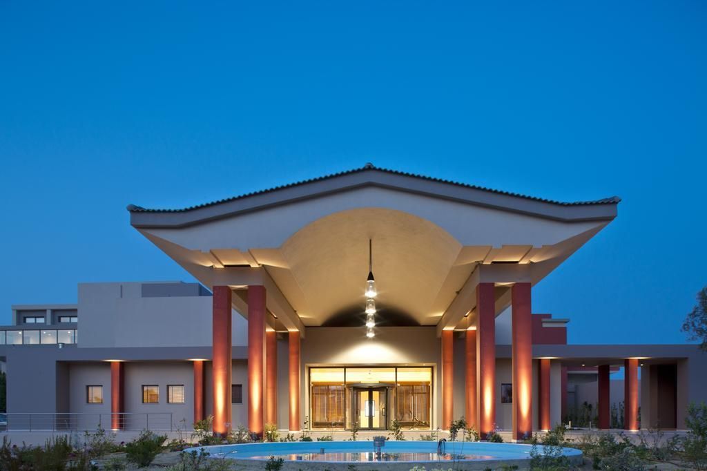 obiekt, budynek główny