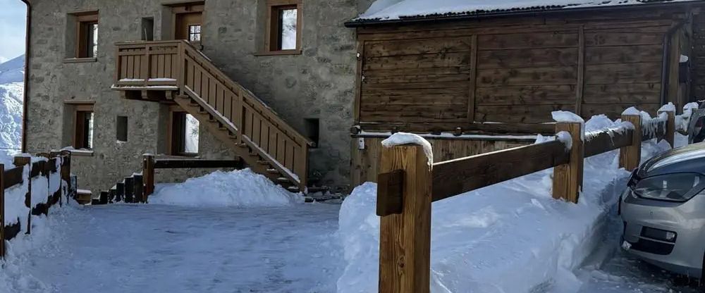 teren hotelu, obiekt