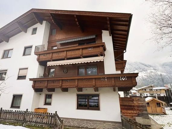 Appartement Kunterbunt 3*