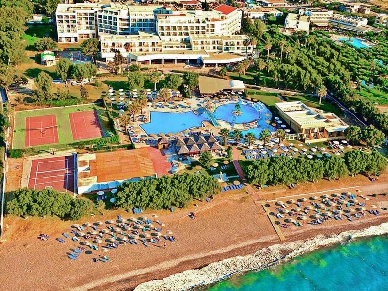 Aqua Dora Resort