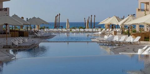 teren hotelu, obiekt, basen