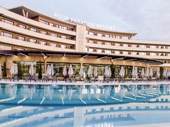 Aqua Paradise Resort