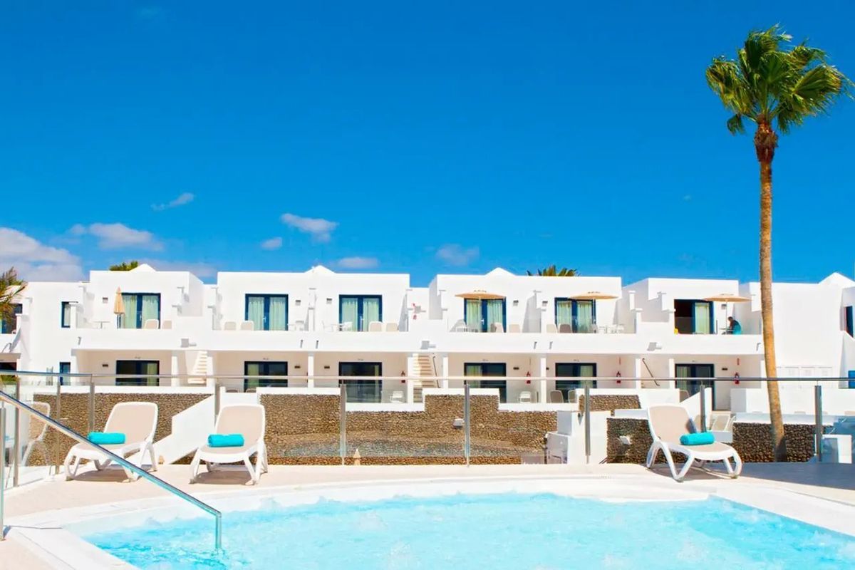 budynek główny, basen