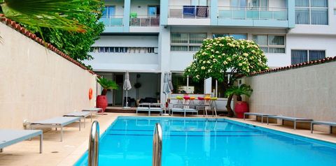 basen, teren hotelu, obiekt