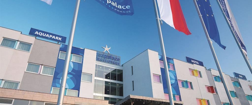 obiekt, budynek główny, teren hotelu