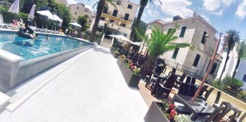 teren hotelu, basen