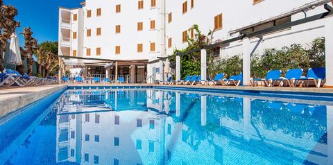 obiekt, teren hotelu, basen