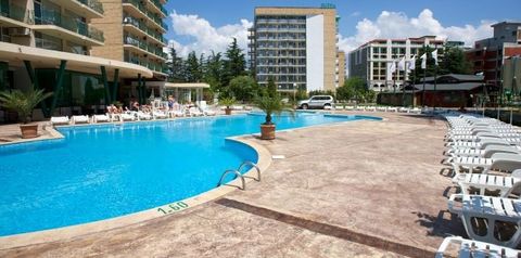 basen, teren hotelu, obiekt