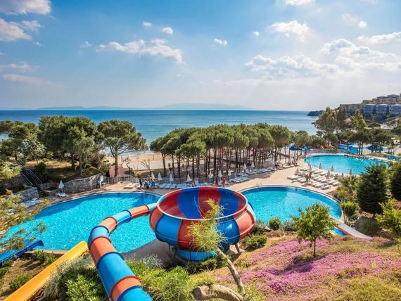 Aria Claros Beach and Spa Resort