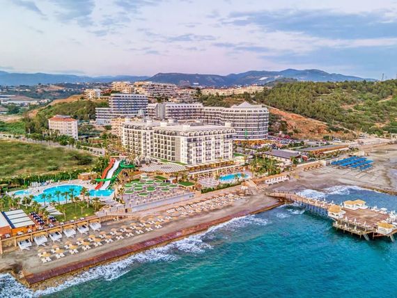Aria Resort & SPA