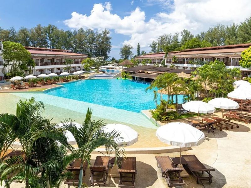 Arinara Bangtao Beach Resort