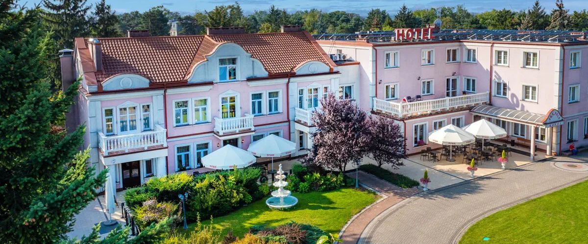 obiekt, recepcja / lobby, teren hotelu