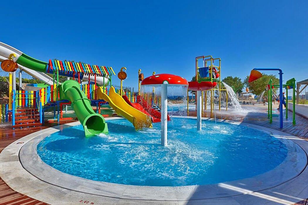 basen, aquapark, zjeżdżalnia, brodzik