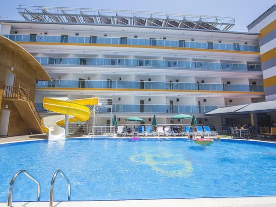 Arsi Enfi City Beach