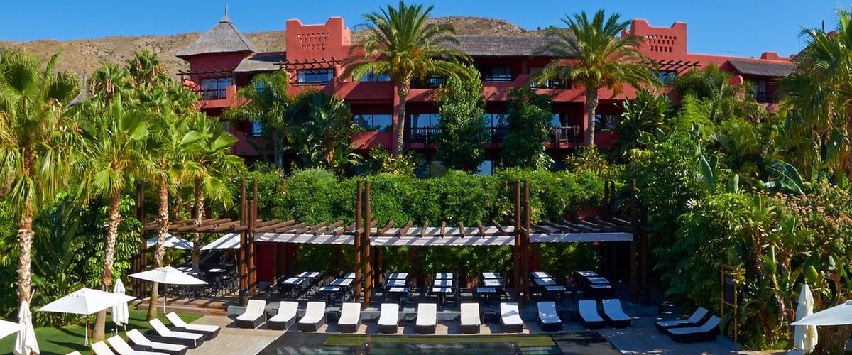 budynek główny, basen