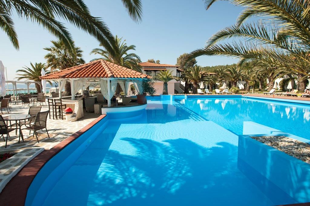 basen, pool bar