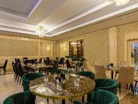 Astoria Grand 4*