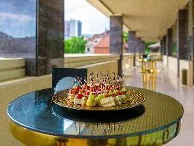 Astoria Grand 4*