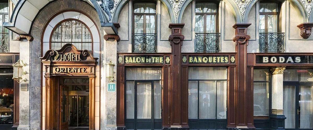 obiekt, budynek główny