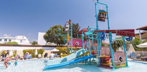 basen, zjeżdżalnia