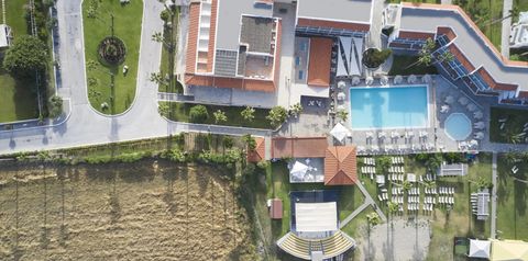 obiekt, teren hotelu, basen