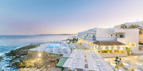 budynek główny, teren hotelu, basen