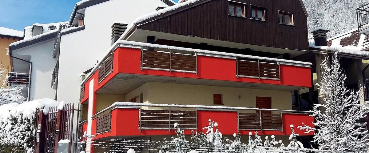 teren hotelu, budynek główny, obiekt