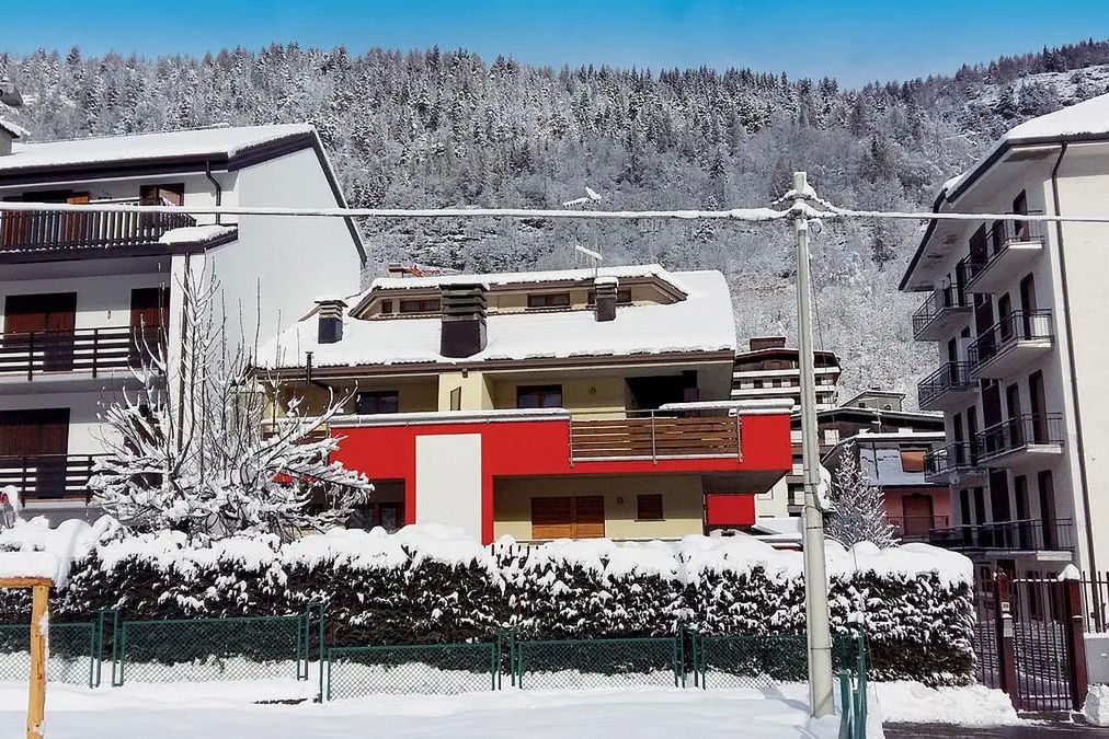 teren hotelu, budynek główny, obiekt