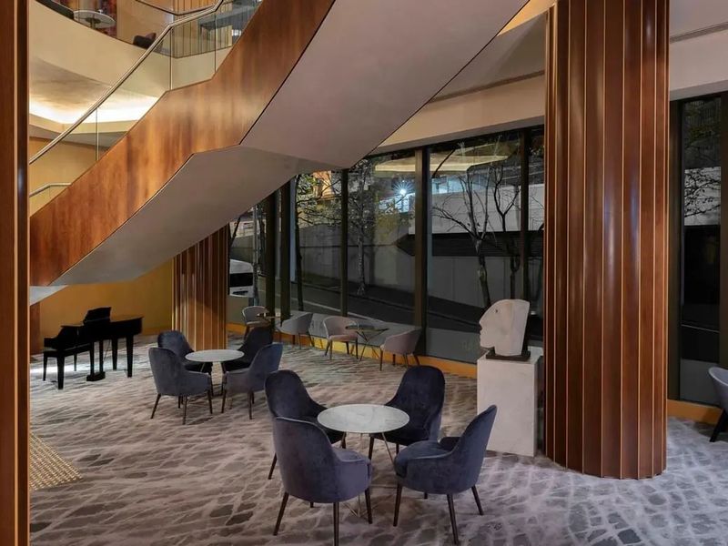 Amora Jamison Sydney