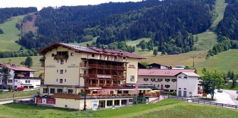 teren hotelu, obiekt