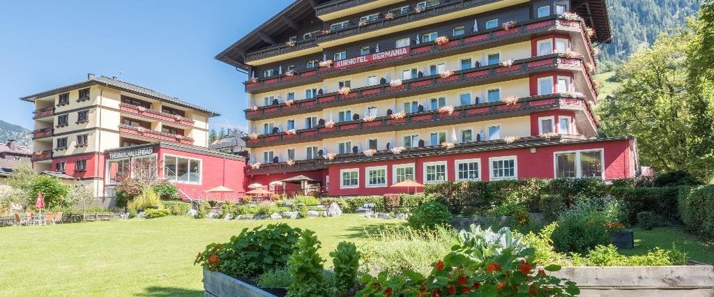 obiekt, budynek główny, teren hotelu