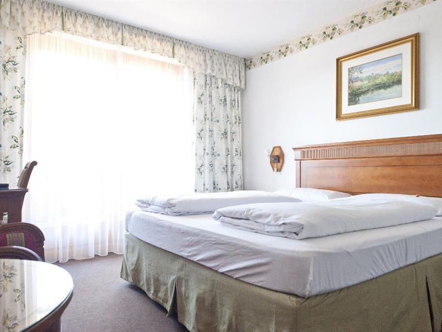 pokój, apartament