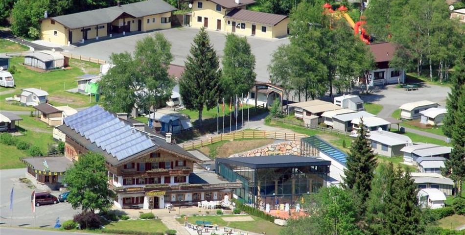 obiekt, budynek główny, teren hotelu