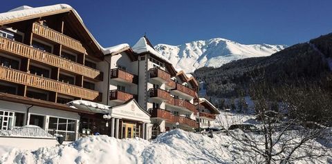 obiekt, budynek główny, teren hotelu