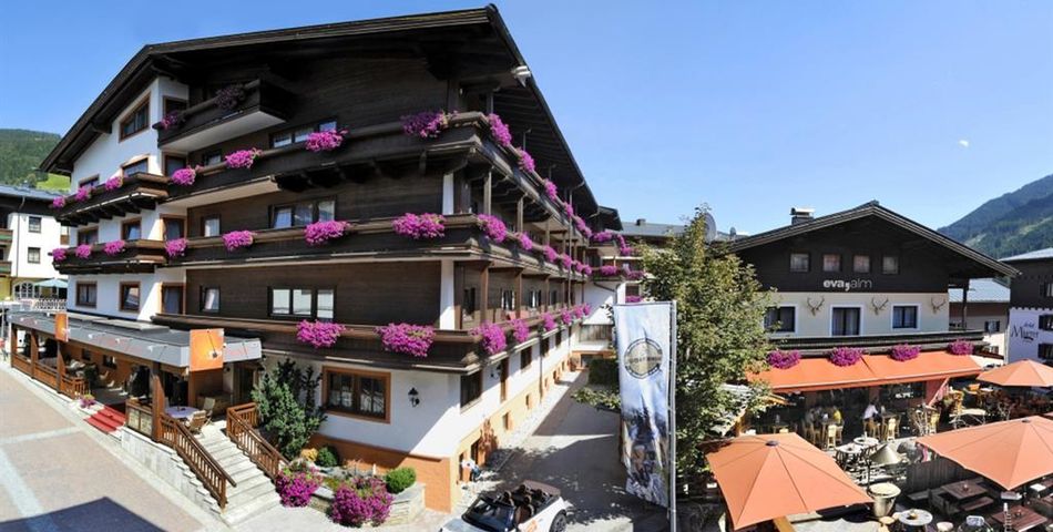 obiekt, teren hotelu