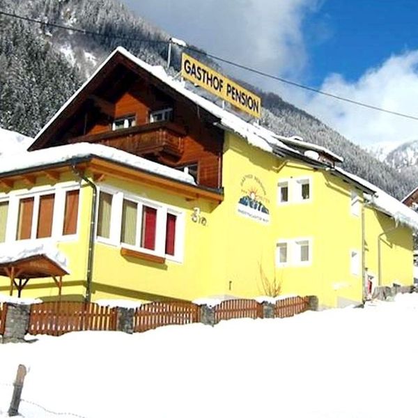 Gasthof Pension Innerfraganter Wirt — Flattach, Austria