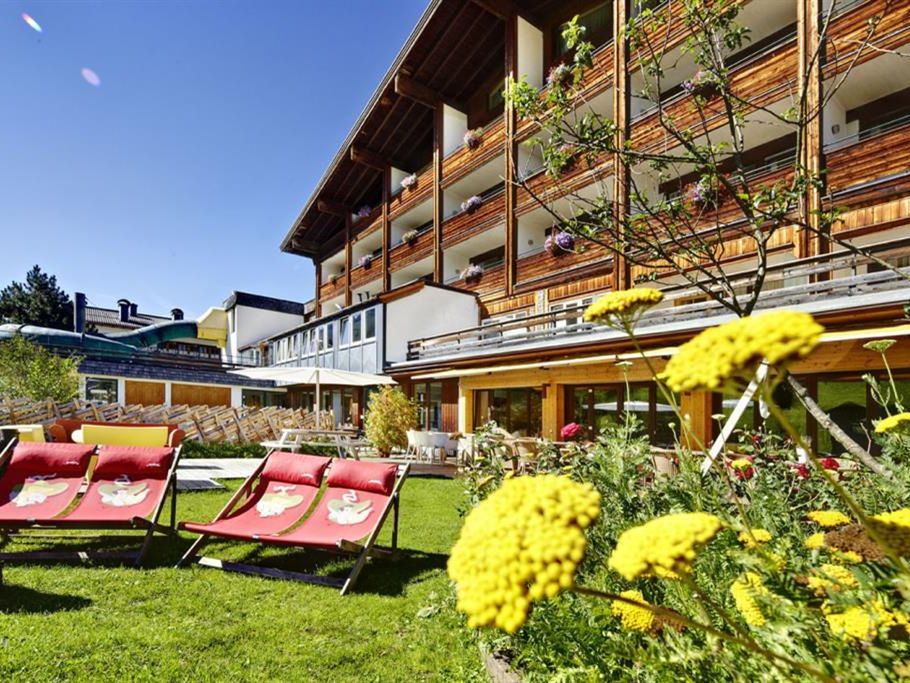 obiekt, teren hotelu
