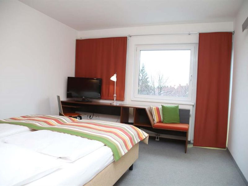 Kyriad Vienna Altmannsdorf (ex. 7 Days Premium Wien) 3*