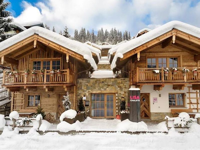 Lisa Chalets 4*