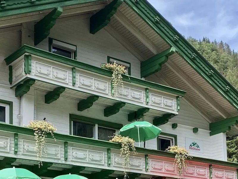 Molltaler Apartments 3*