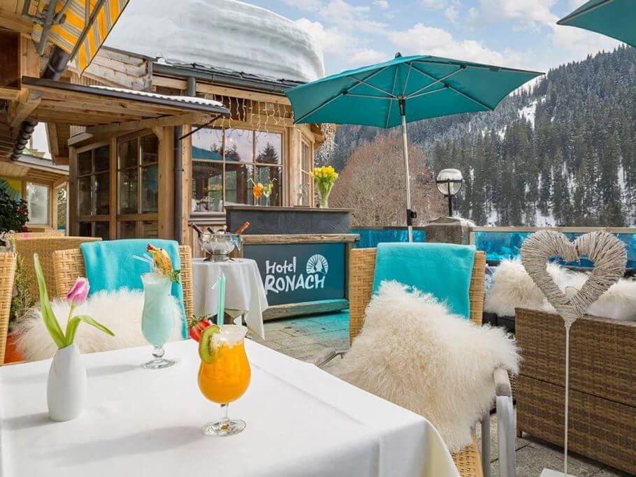 teren hotelu, restauracja