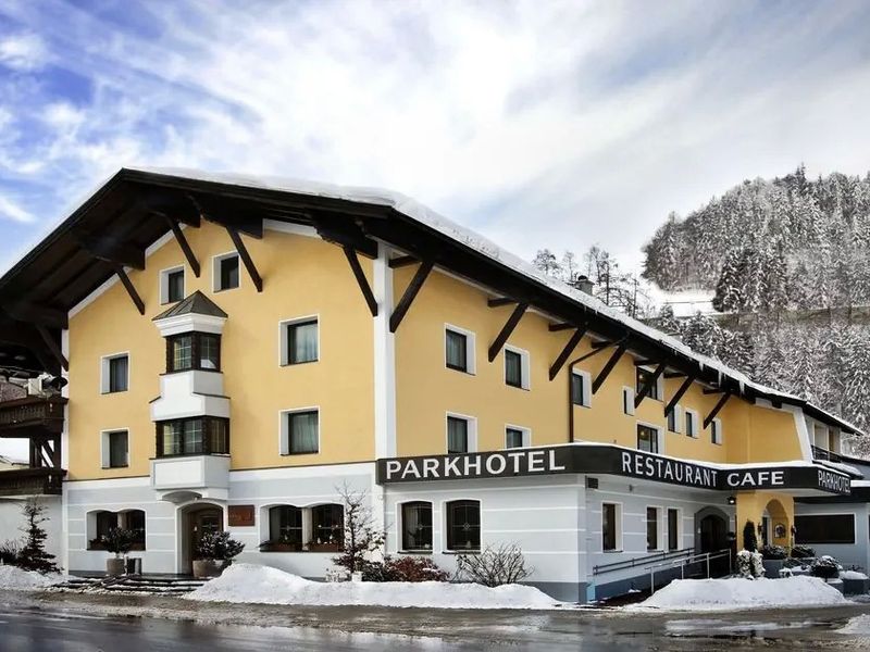 Parkhotel Matrei 4*