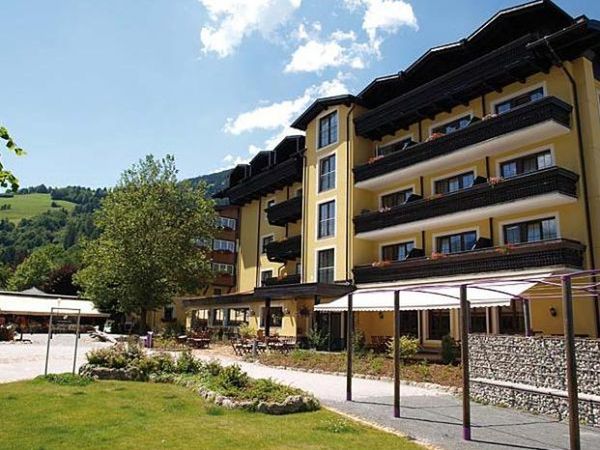 Pinzgauerhof by Alpeffect