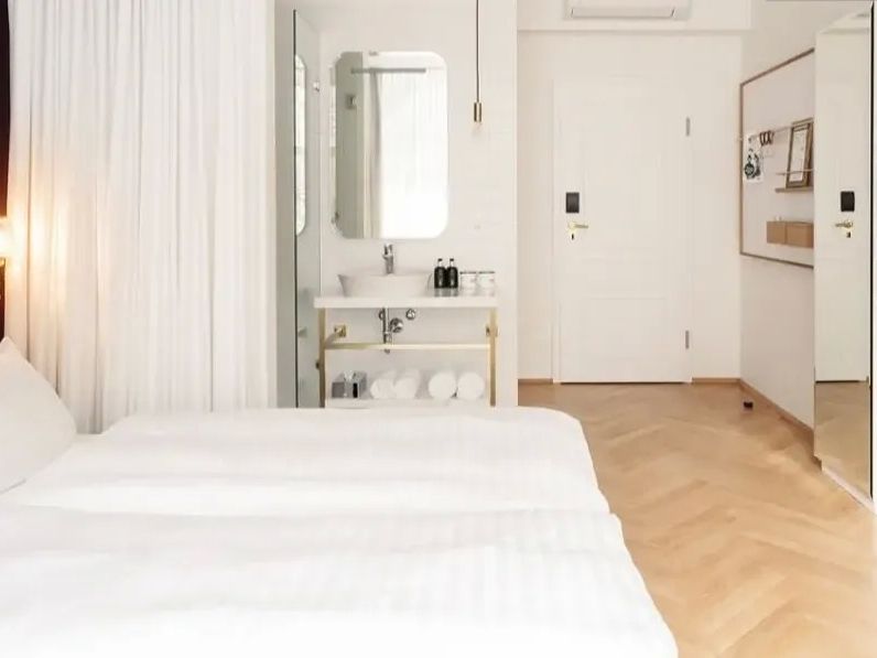 Schani Salon 4*