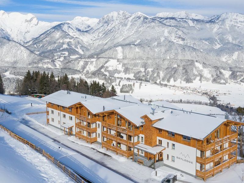 Skylodge Alpine Homes