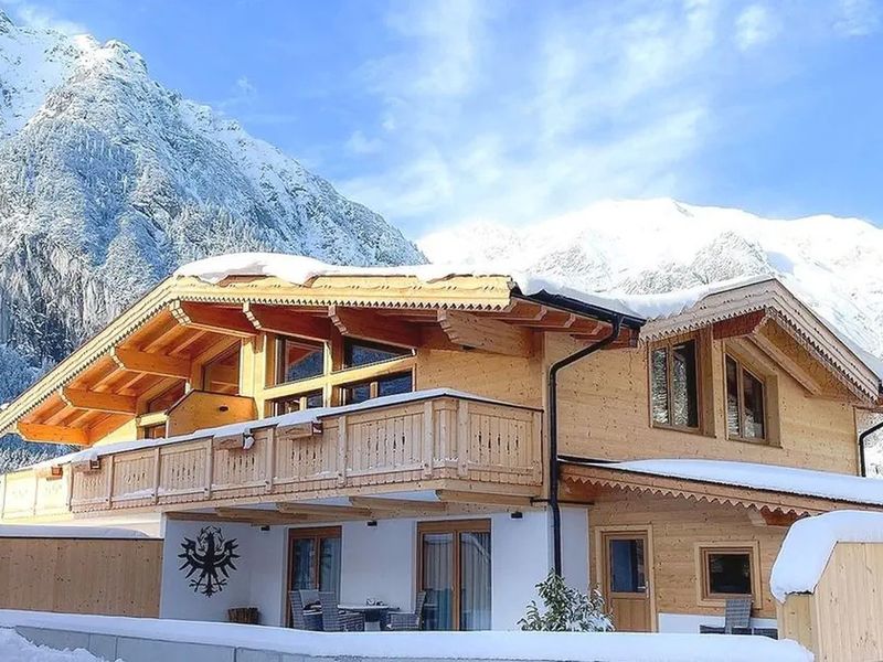 Tirol Chalets Lessner 4*