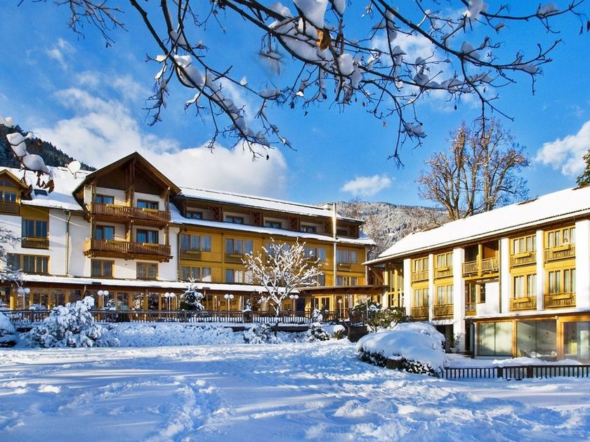 obiekt, teren hotelu
