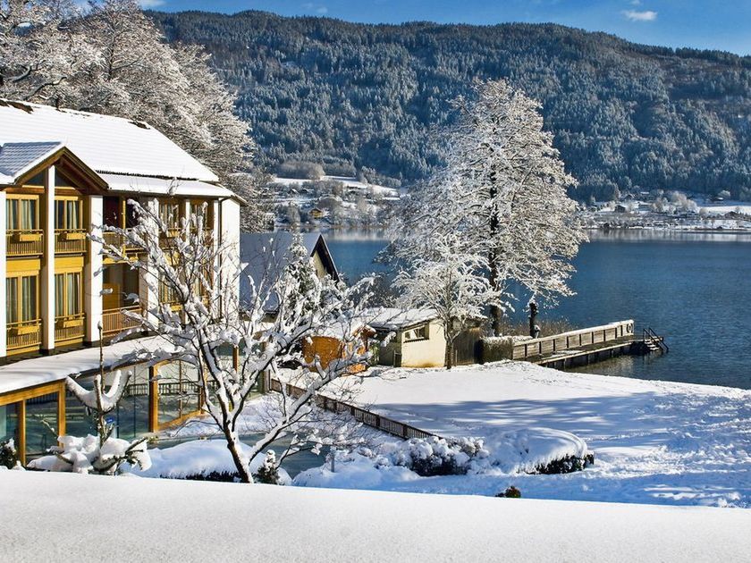 obiekt, teren hotelu